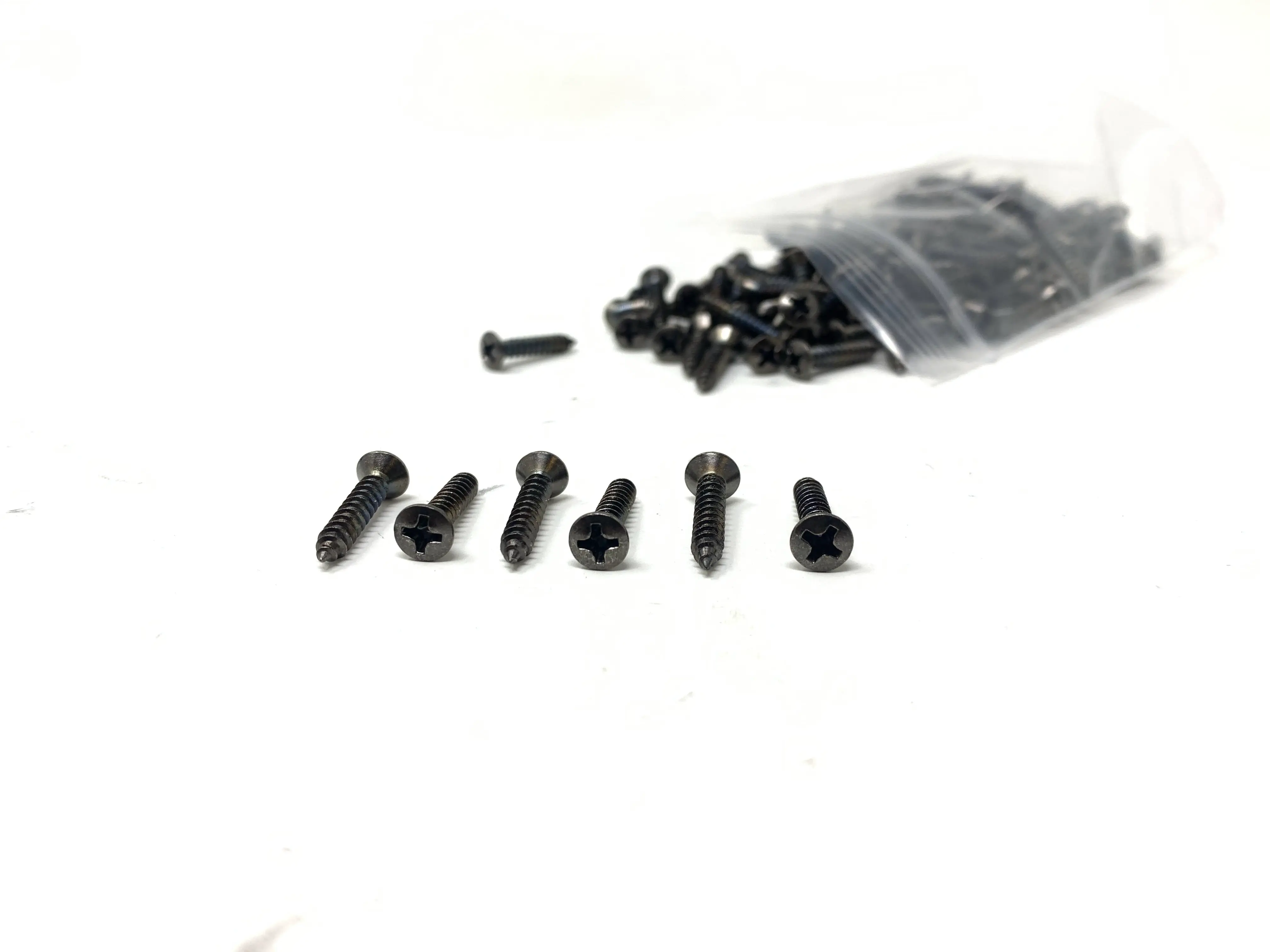 Black Nickel Plated 3.5X16 Carpet Strip Screw for Porsche 914 (1970-76)