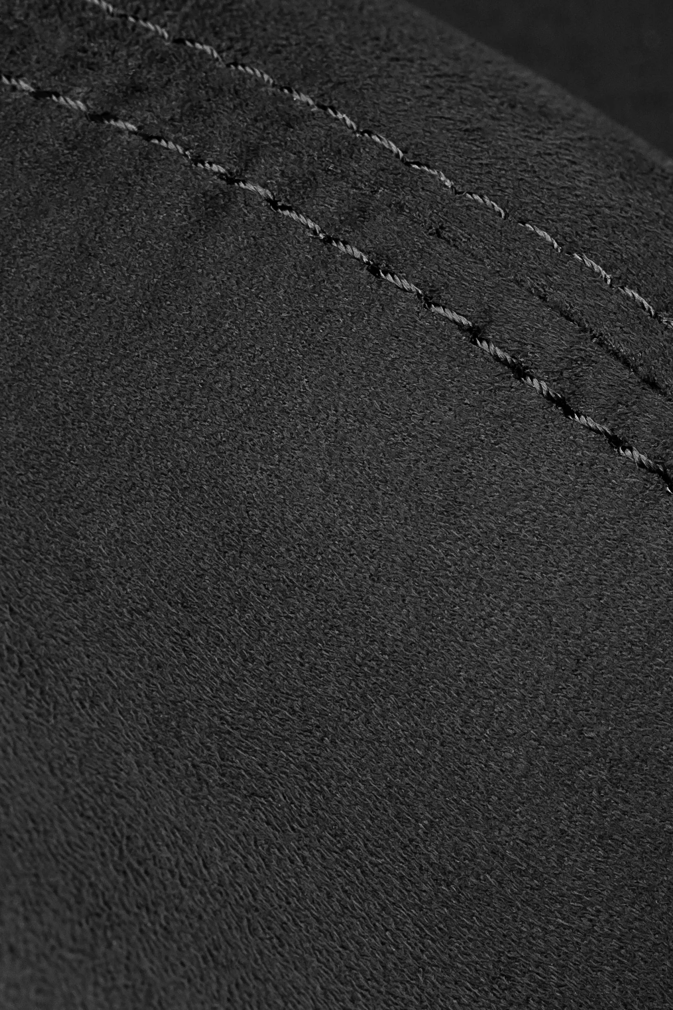 Corbeau MATCHING SUEDE MATERIAL