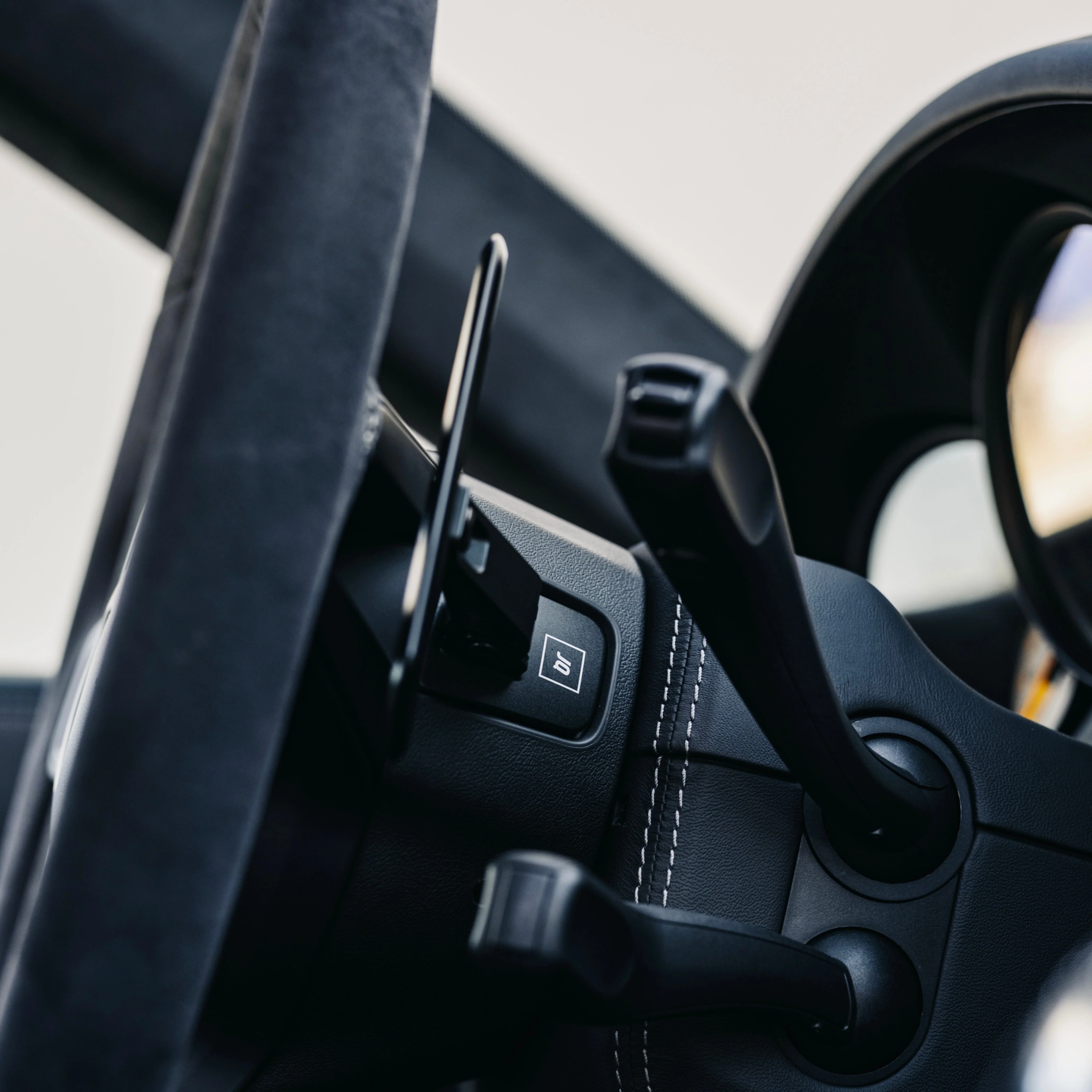 JQ Werks Madtrace® Clubsport Magnetic Paddle Shifters For PORSCHE - Image 14