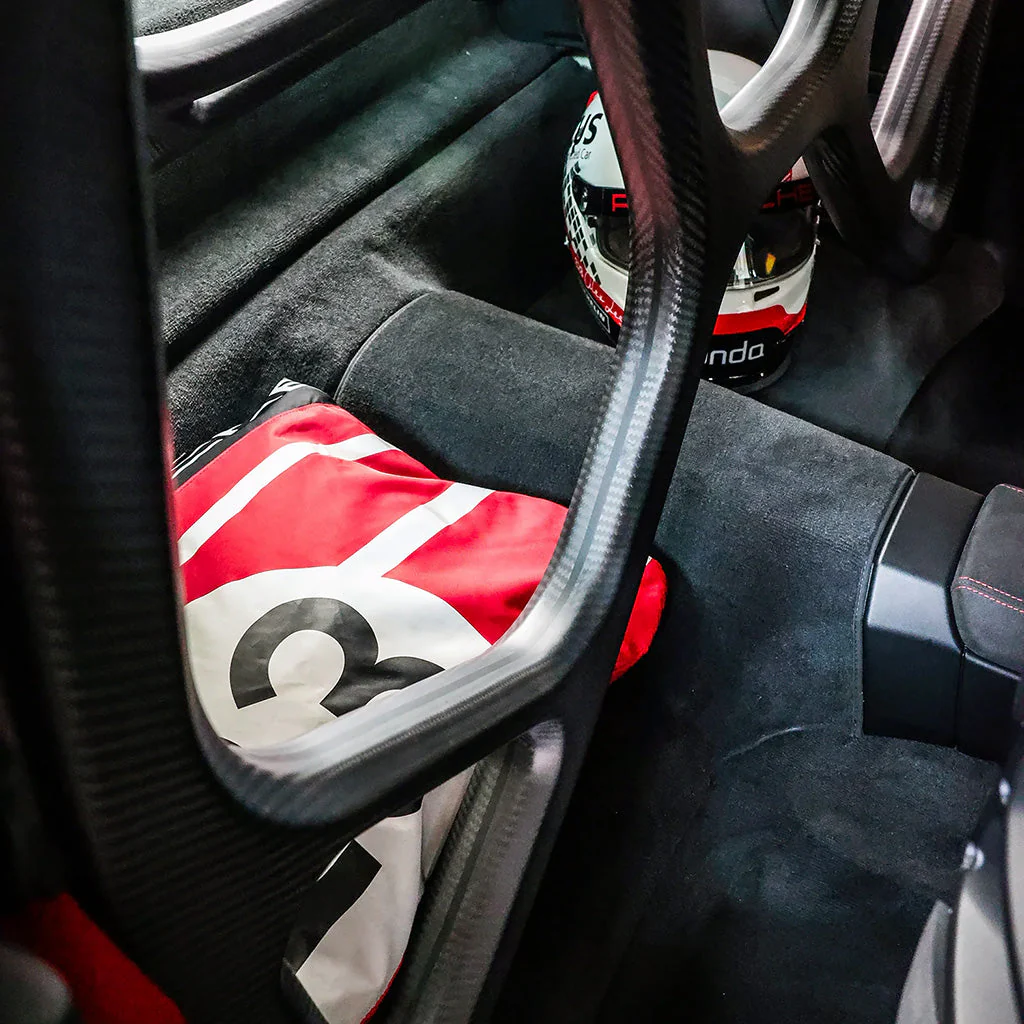 SilverRocket 991 & 992 GT3/GT3RS Seamless Carbon Roll Cage | FIA Compliant and TÜV tested - Image 5
