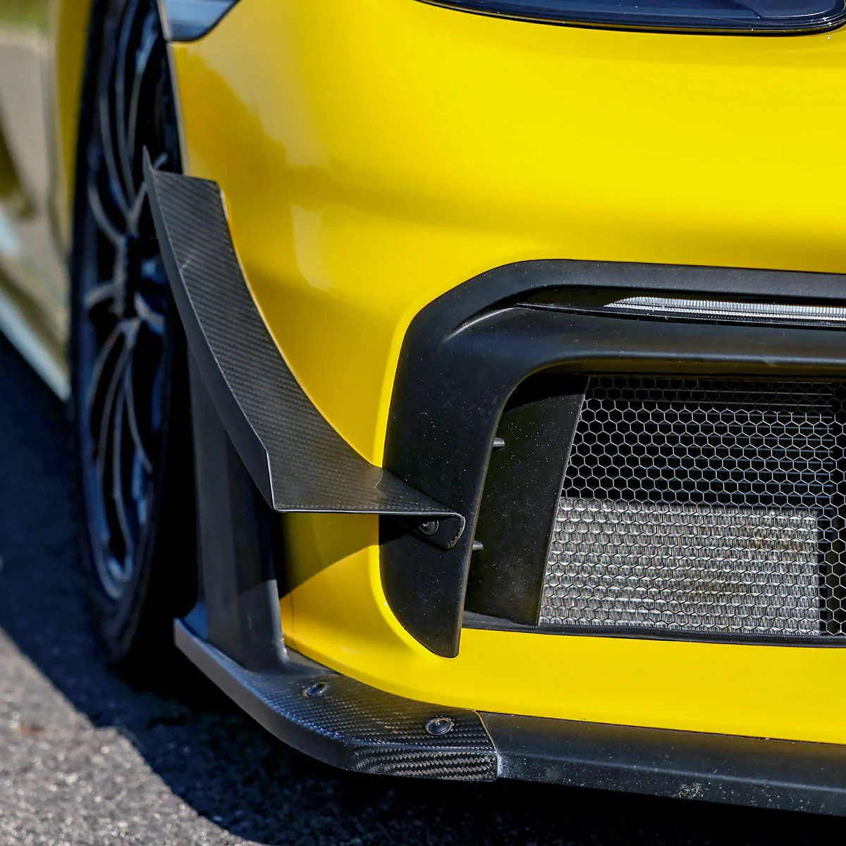 SilverRocket Dry Carbon Fiber Pro Dive Planes | Porsche 718 GT4 RS - Image 4
